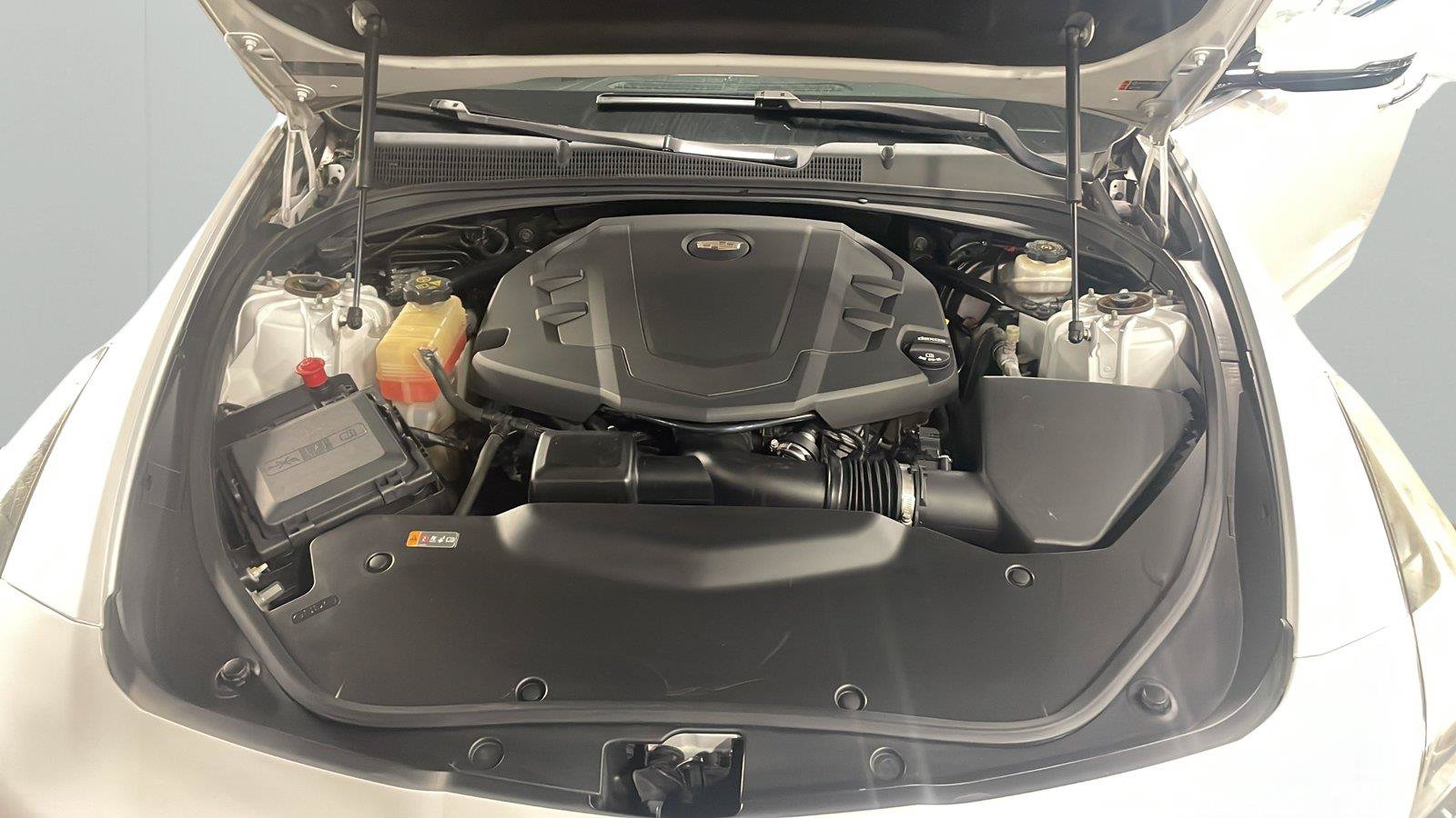 Used 2017 Cadillac CTS Luxury RWD image 9
