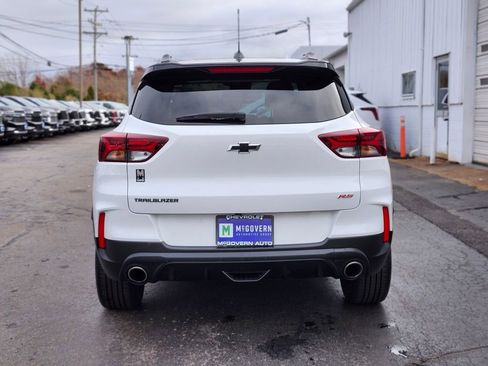 Used 2023 Chevrolet TrailBlazer RS w/ Sun and Liftgate Package image 4