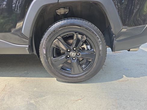 Used 2023 Toyota RAV4 XLE image 35