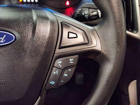 Used 2024 Ford Edge SE w/ Black Appearance Package image 48