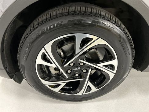 Used 2026 Lincoln Nautilus Premier w/ Equipment Group 102A image 8