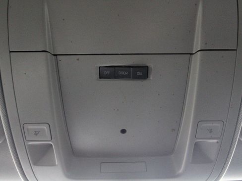 Used 2016 Chevrolet Silverado 2500 W/T AWD/4WD image 24