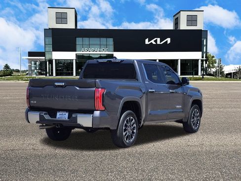 Used 2023 Toyota Tundra Limited AWD/4WD image 5