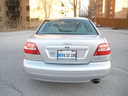 Used 2003 Volvo S40 image 9
