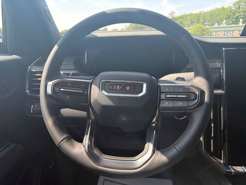 New 2026 GMC Acadia AT4 w/ LPO, All-Weather Package AWD/4WD image 16