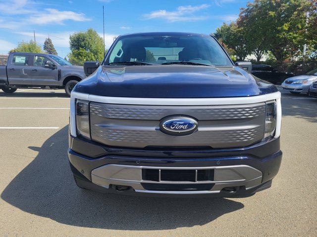Used 2024 Ford F150 Lightning XLT AWD/4WD image 2
