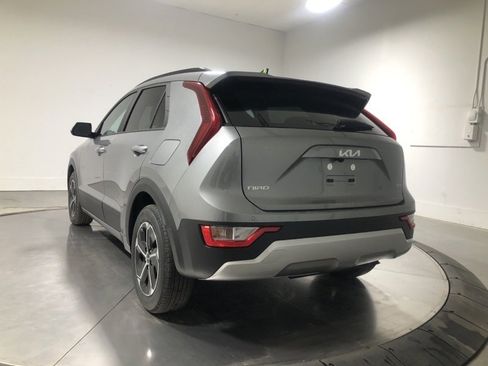 New 2026 Kia Niro EX image 4