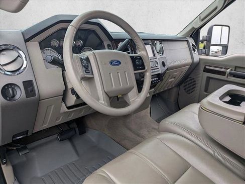 Used 2008 Ford F250 Lariat image 12