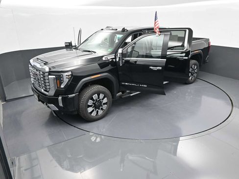 New 2025 GMC Sierra 2500 Denali w/ Denali Reserve Package image 46