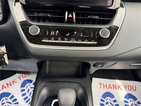 Used 2023 Toyota Corolla LE image 11