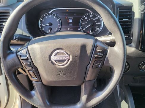 Used 2022 Nissan Frontier S AWD/4WD image 29