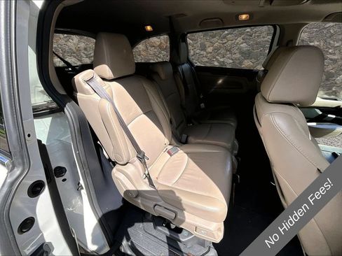 Used 2019 Honda Odyssey Elite image 21