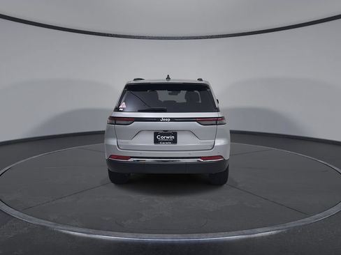 New 2026 Jeep Grand Cherokee Laredo X AWD/4WD image 13