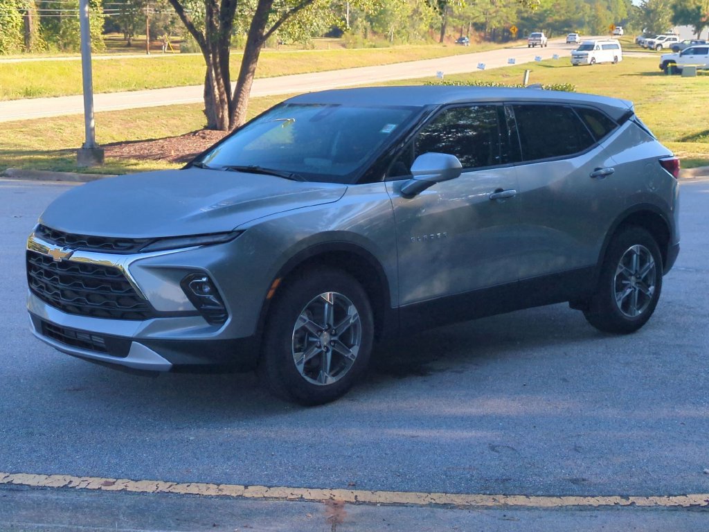 New 2026 Chevrolet Blazer LT FWD image 9