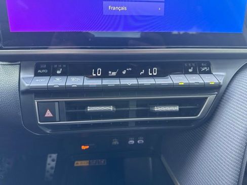 Used 2025 Toyota Camry SE w/ Multimedia Upgrade Package FWD image 32