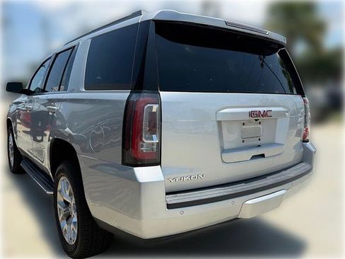 Used 2016 GMC Yukon SLT w/ Open Road Package RWD image 5