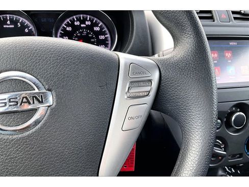 Used 2019 Nissan Versa SV image 11