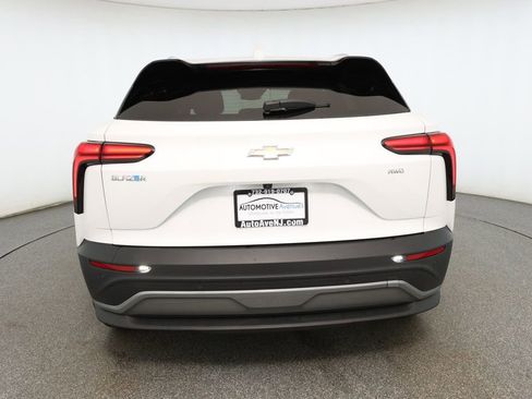 Used 2024 Chevrolet Blazer EV LT image 5