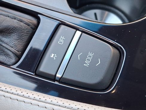 Used 2019 Cadillac CTS Luxury image 33