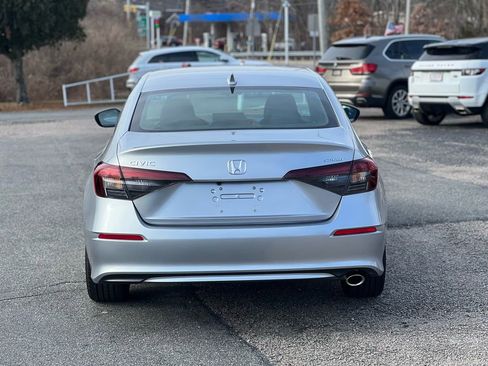 Used 2025 Honda Civic Sport image 6