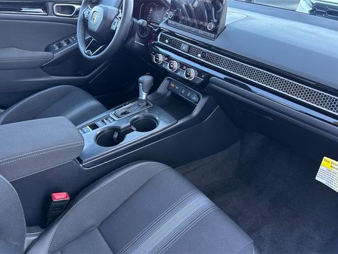 Certified 2025 Honda Civic Sport image 14