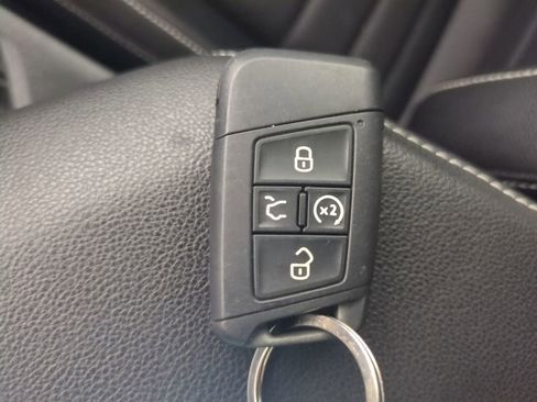 Used 2023 Volkswagen Jetta SE FWD image 35