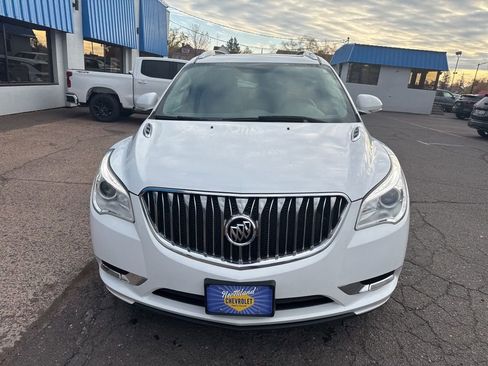 Used 2017 Buick Enclave Leather image 3