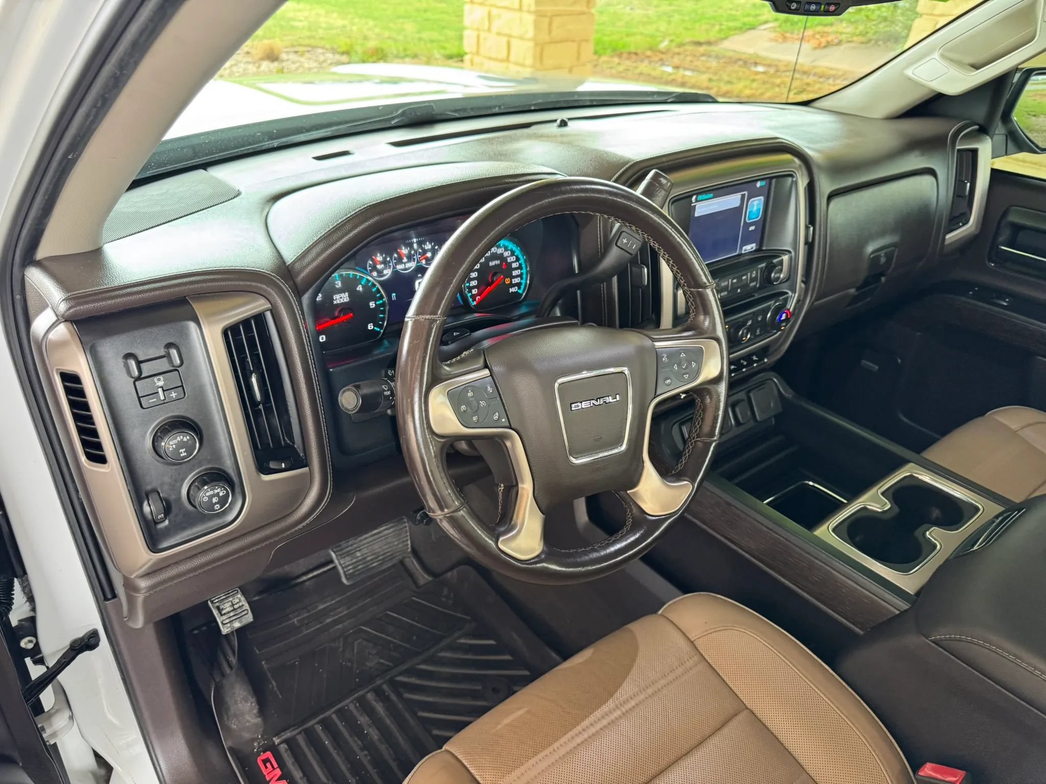 Used 2018 GMC Sierra 1500 Denali w/ Denali Ultimate Package AWD/4WD image 11