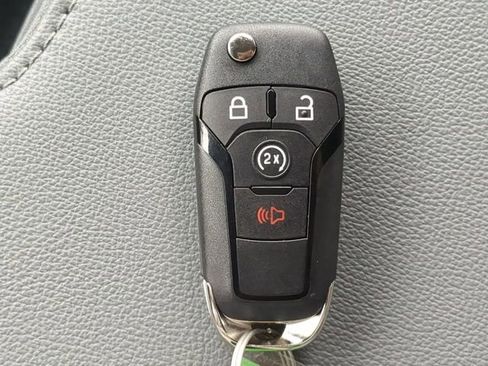 New 2026 Ford F450 XL w/ XL Chrome Package image 32