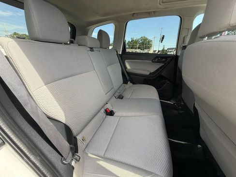Used 2017 Subaru Forester 2.5i Premium AWD/4WD image 16