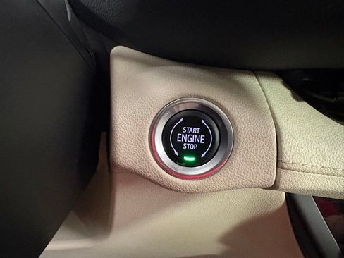 Used 2021 Buick Envision Preferred FWD image 30