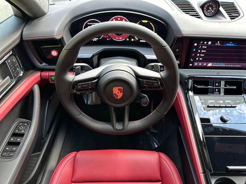 New 2026 Porsche Panamera GTS image 15