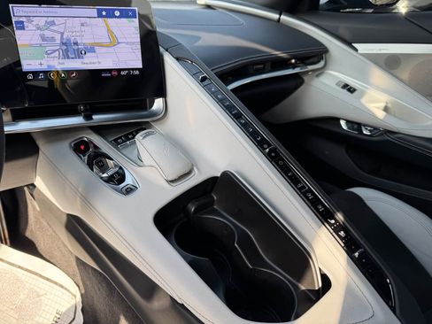 Used 2020 Chevrolet Corvette Stingray Preferred Conv w/ 2LT Preferred Equipment Group RWD image 34
