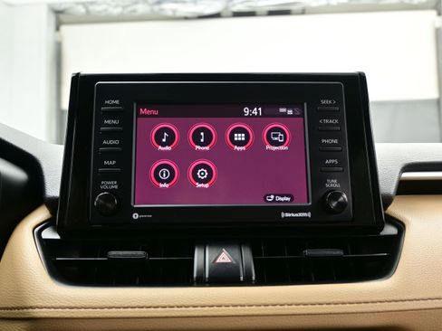Used 2022 Toyota RAV4 XLE w/ XLE Grade Weather Package AWD/4WD image 19