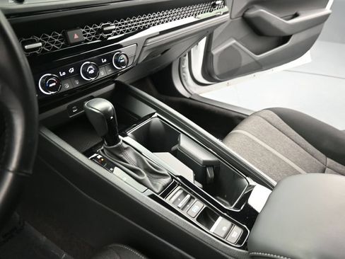 Used 2024 Honda Accord Sport image 27