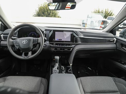 Used 2026 Toyota Camry LE w/ Convenience Package FWD image 12