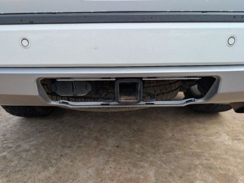 Used 2020 Ford Expedition XLT w/ Equipment Group 202A image 12