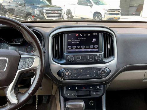Used 2016 GMC Canyon SLT w/ Driver Alert Package image 6