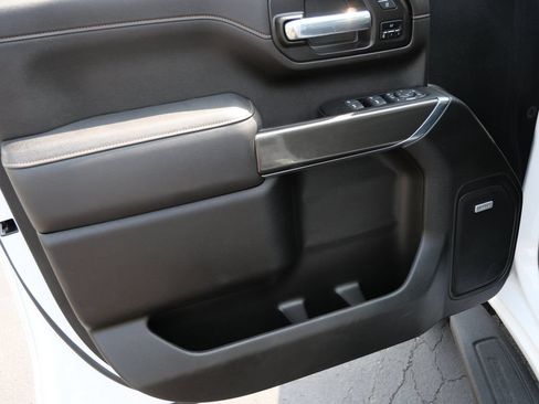 Used 2022 GMC Sierra 3500 AT4 w/ AT4 Premium Plus Package AWD/4WD image 19