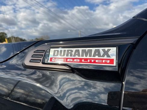 Used 2025 GMC Sierra 2500 AT4X w/ Snow Plow Prep/Camper Package image 8