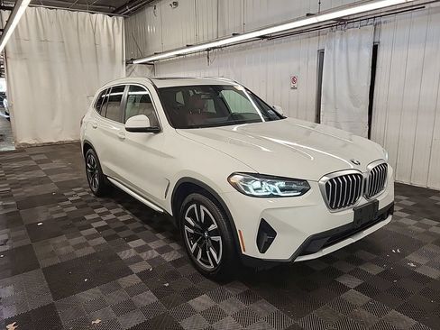 Used 2023 BMW X3 xDrive30i AWD/4WD image 3