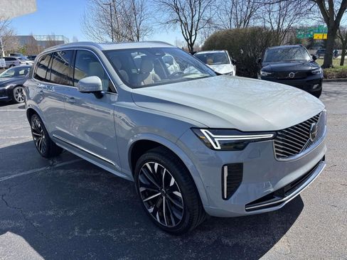New 2026 Volvo XC90 T8 Plus w/ Protection Package Premier AWD/4WD image 3