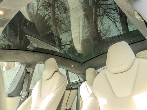 Used 2019 Tesla Model S Long Range image 21