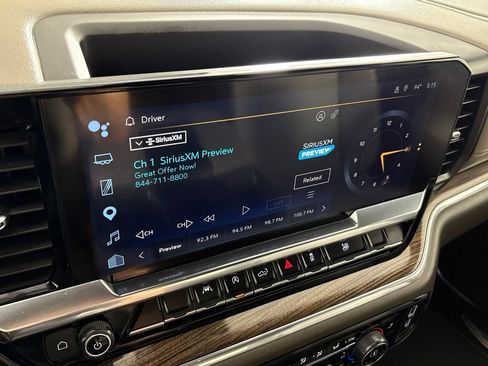 Used 2025 Chevrolet Silverado 1500 LT RWD image 34