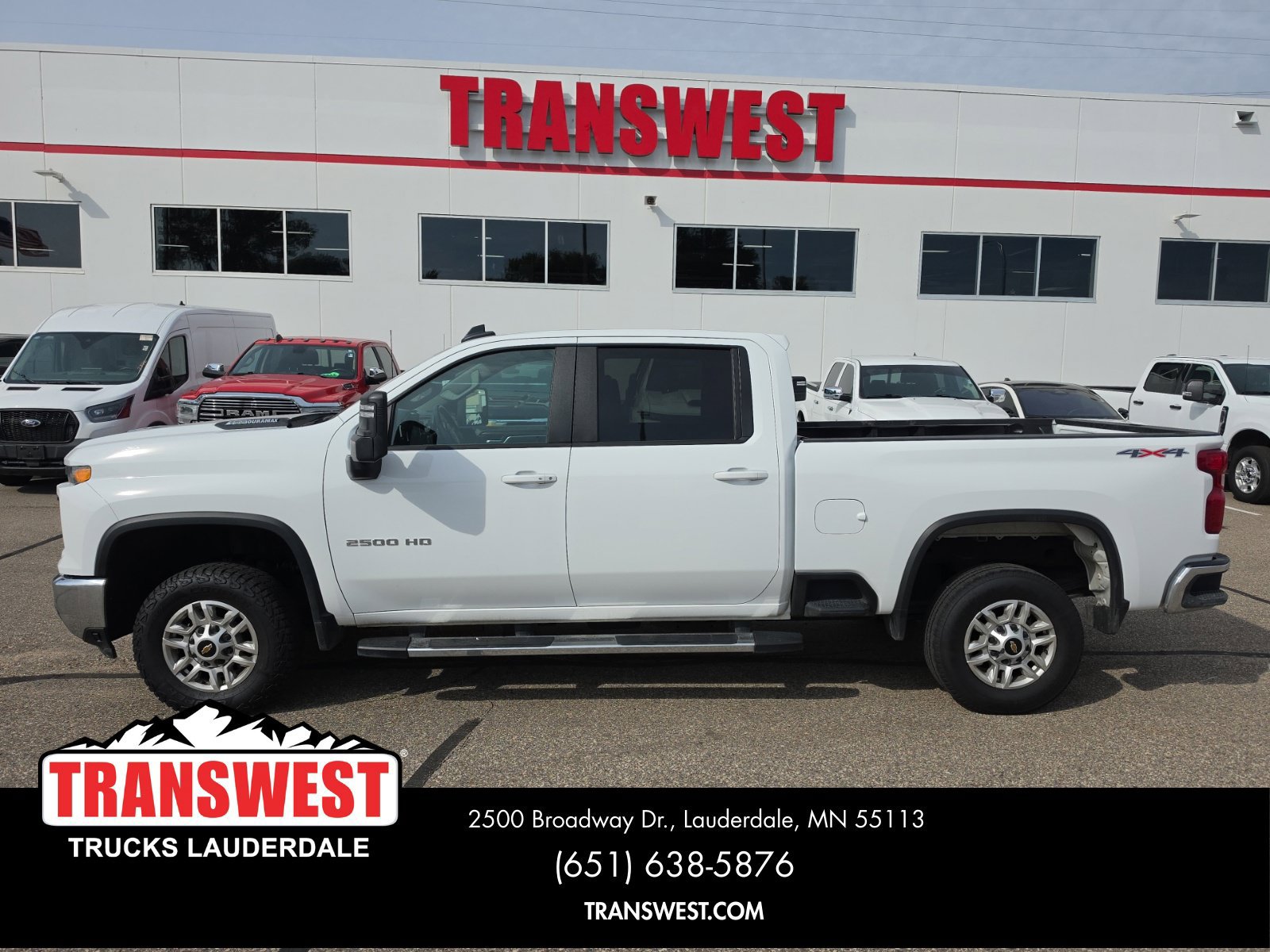 Used 2026 Chevrolet Silverado 2500 LT AWD/4WD image 2