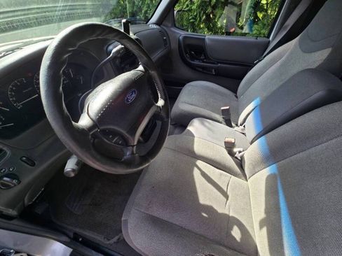 Used 2002 Ford Ranger XLT RWD image 2