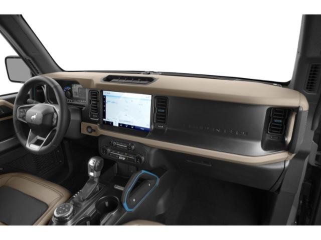 Used 2023 Ford Bronco Wildtrak AWD/4WD image 15