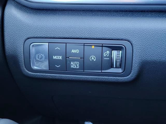 Used 2025 GMC Terrain Elevation AWD/4WD image 19