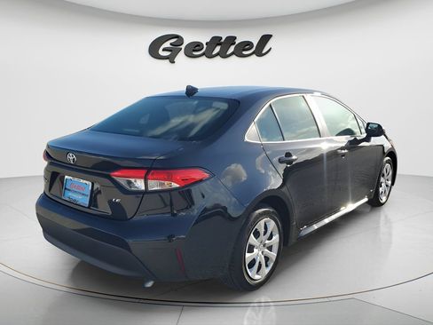 Used 2024 Toyota Corolla LE FWD image 5