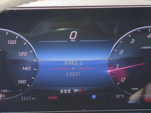 Used 2025 Mercedes-Benz GLA 250 image 11